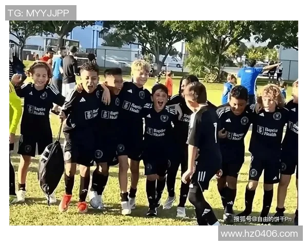 足球明星与贫困儿童的心灵交汇展现希望与梦想的力量 足球明星与贫困儿童的心灵交汇展现希望与梦想的力量